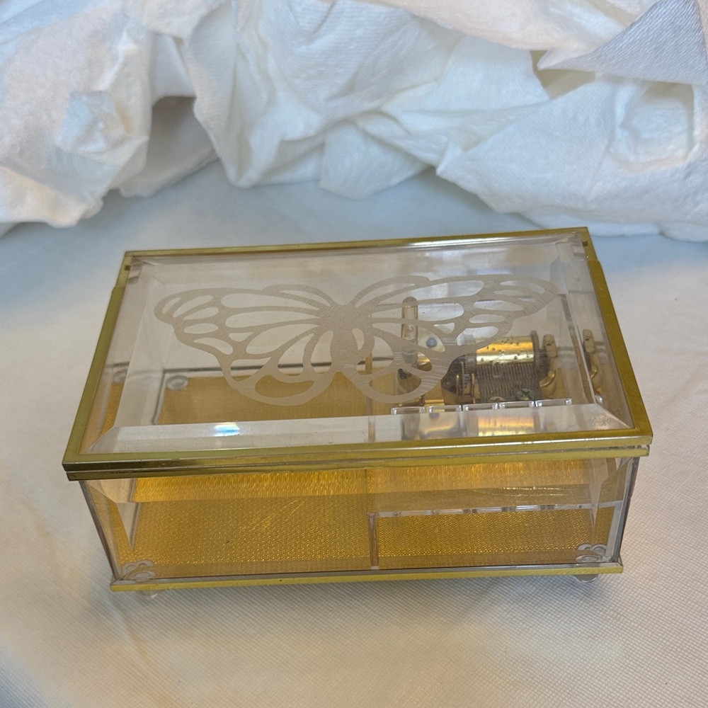 MUSIC BOX Butterfly Design with Gold Accents PLEXIGLASS